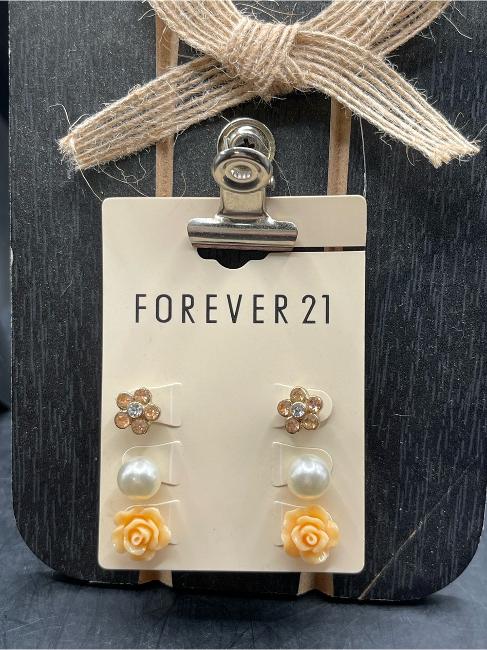Forever 21 Yellow Rose, Pearl & Gold Crystal 3-Pair Earring Set